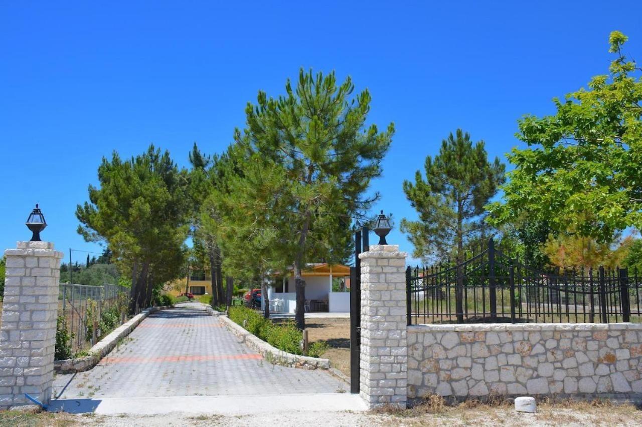 Apartment Alexandra 8 *